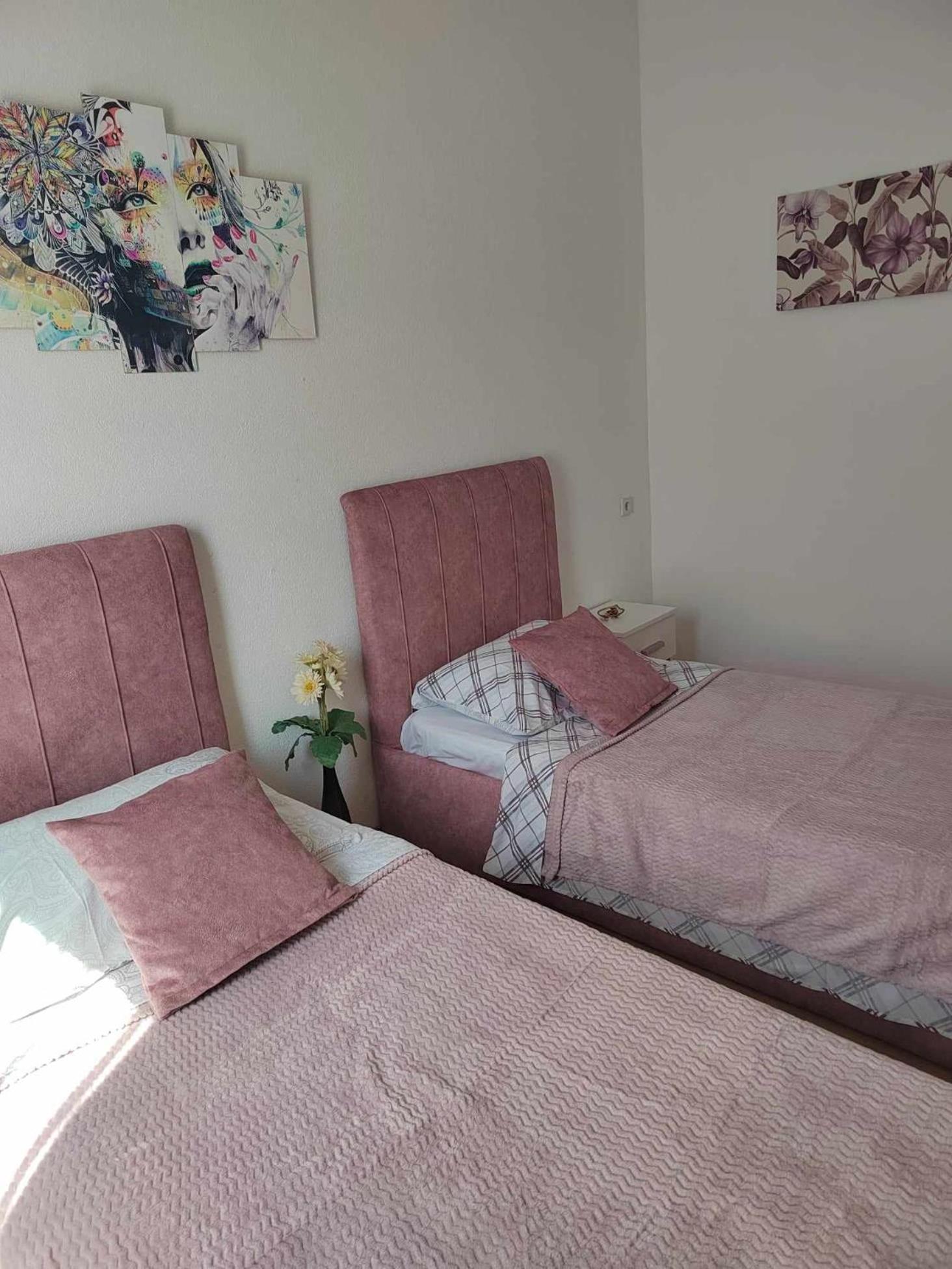 Apartmani Spomenka Селине Екстериор снимка